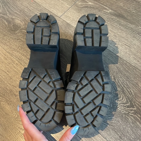 Madden Girl Heeled Chunky Loafers - Picture 4 of 4